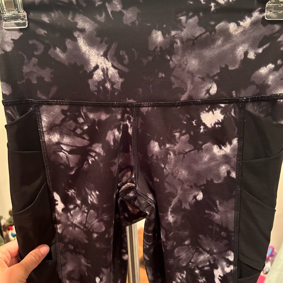 Lululemon rise and flow pant full on luxtreme - Picture 10 of 14